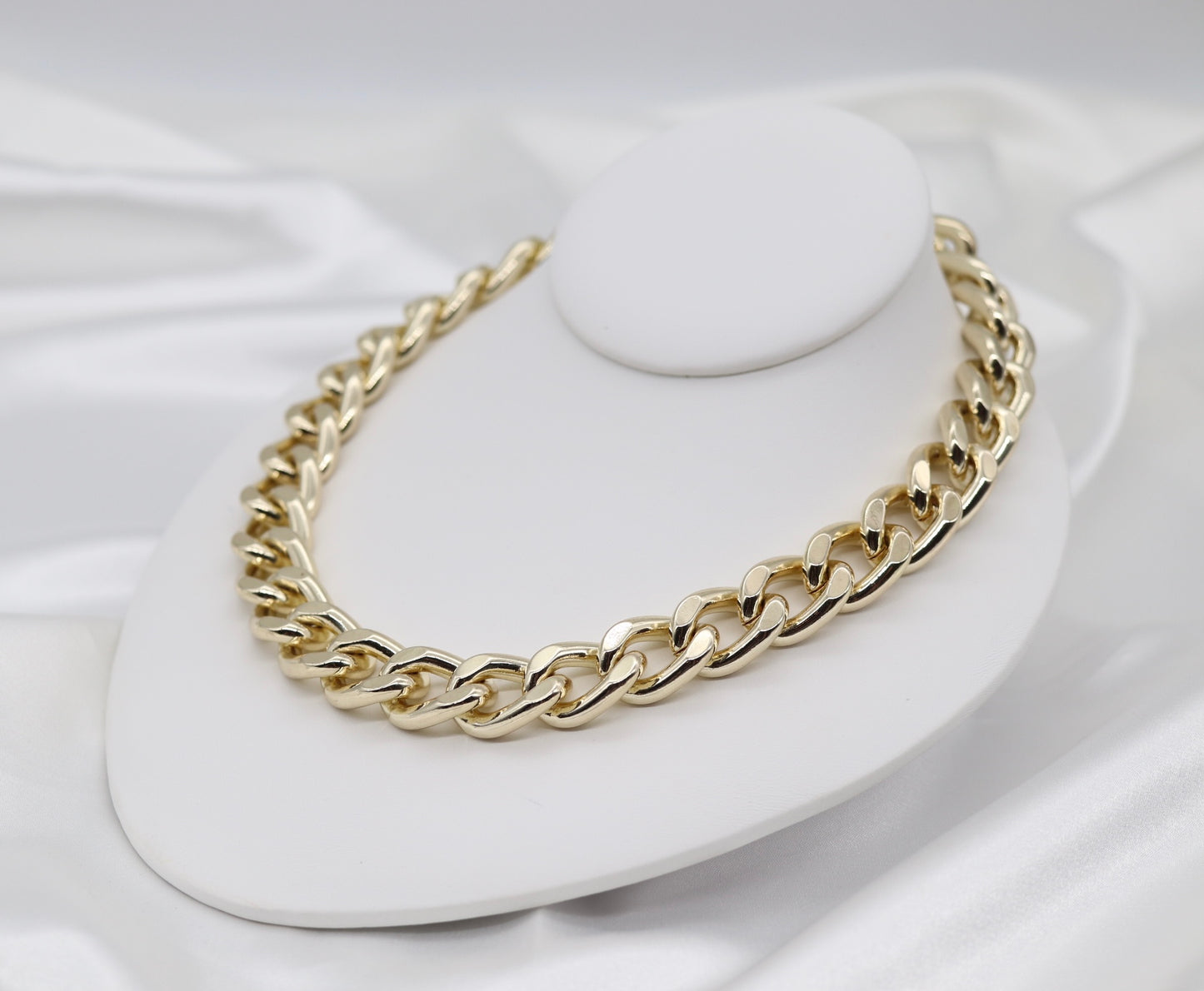 16 inch - Gold Chain Necklace