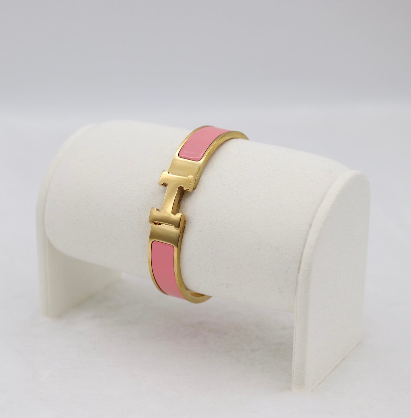 Blush Pink Enamel “H” Bracelet – Gold Tone