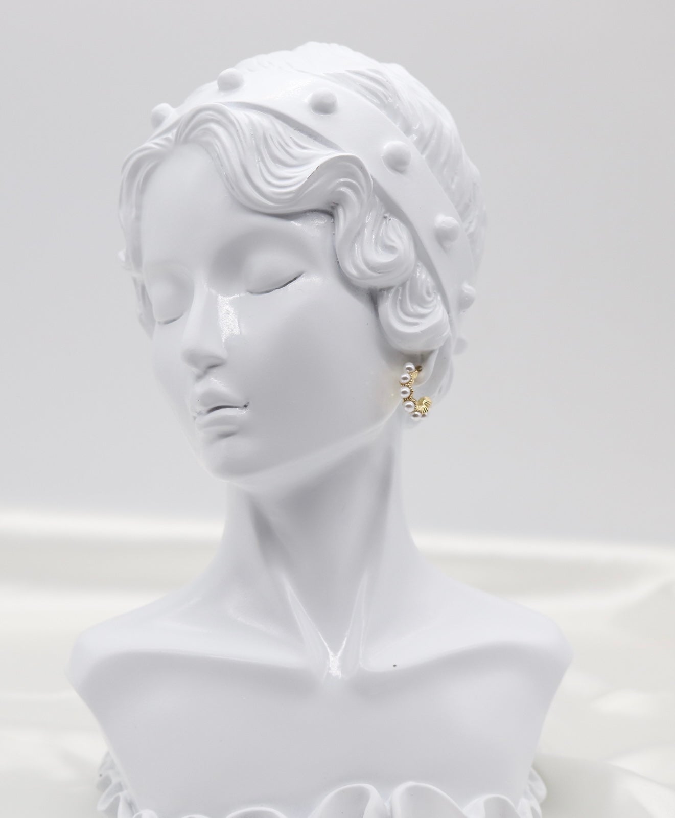 Pearl Huggies Earring