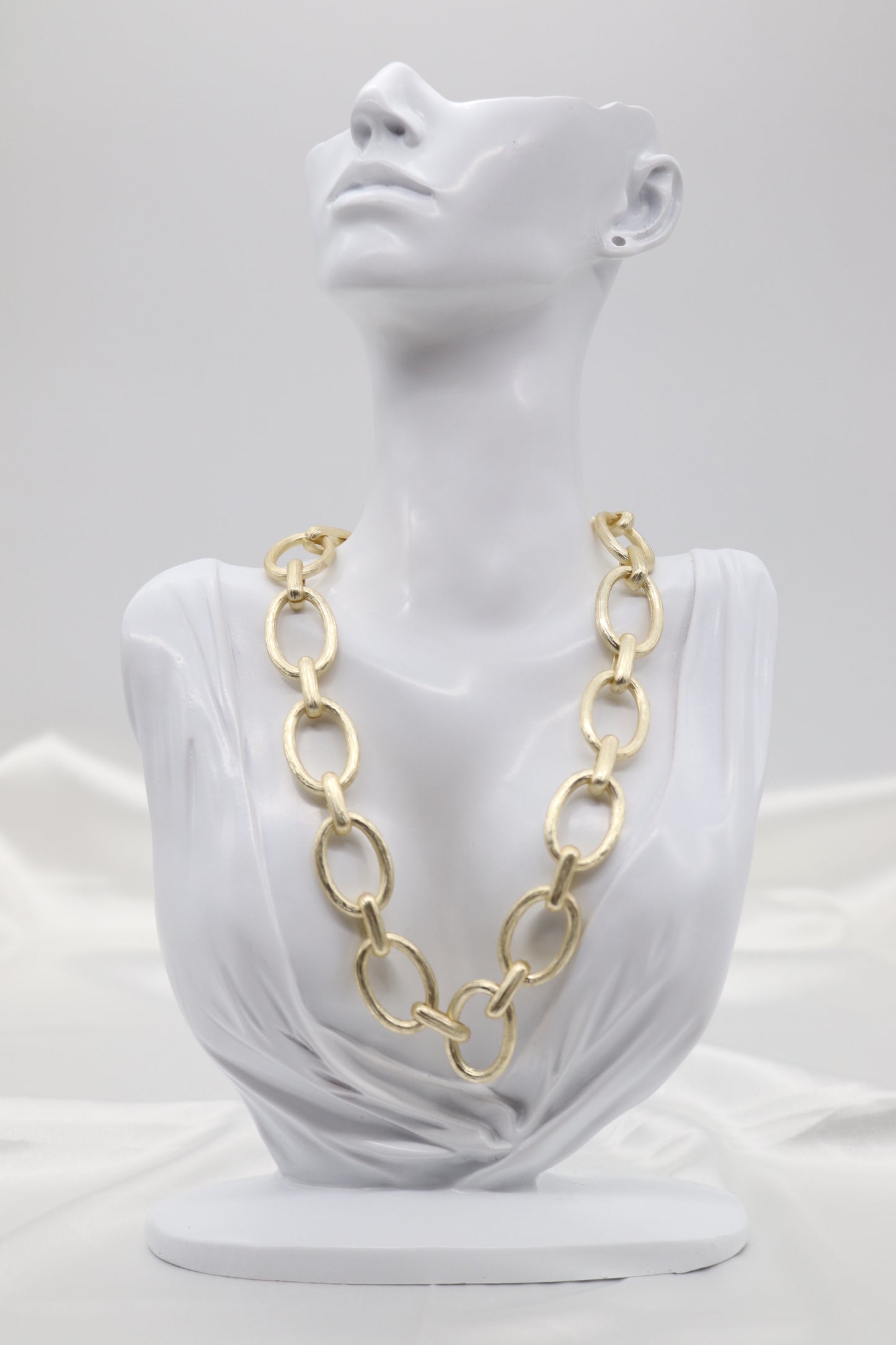 16 inch - Large Matted Gold Chain Necklace