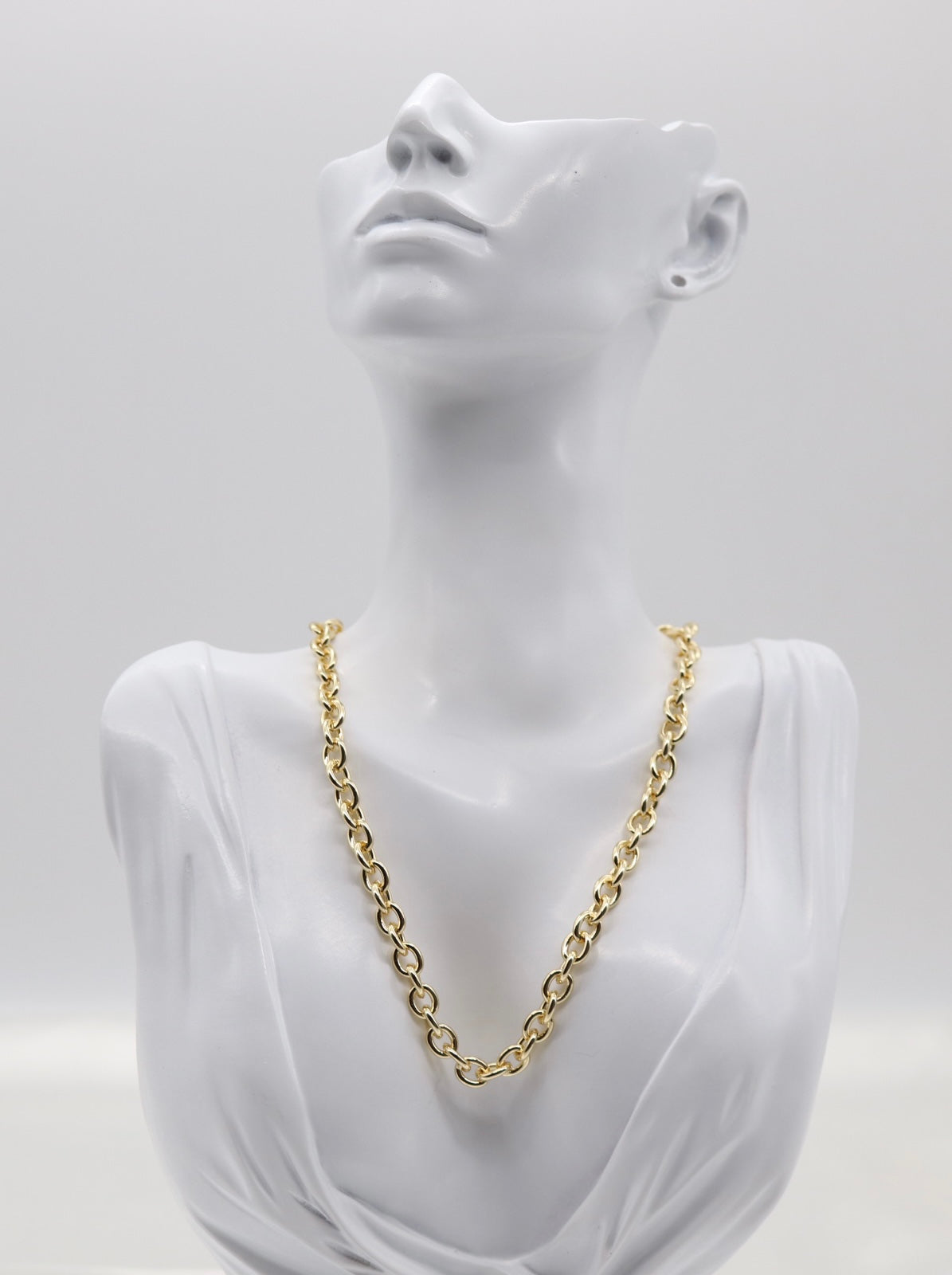 Oval Cable Gold Chain Necklace