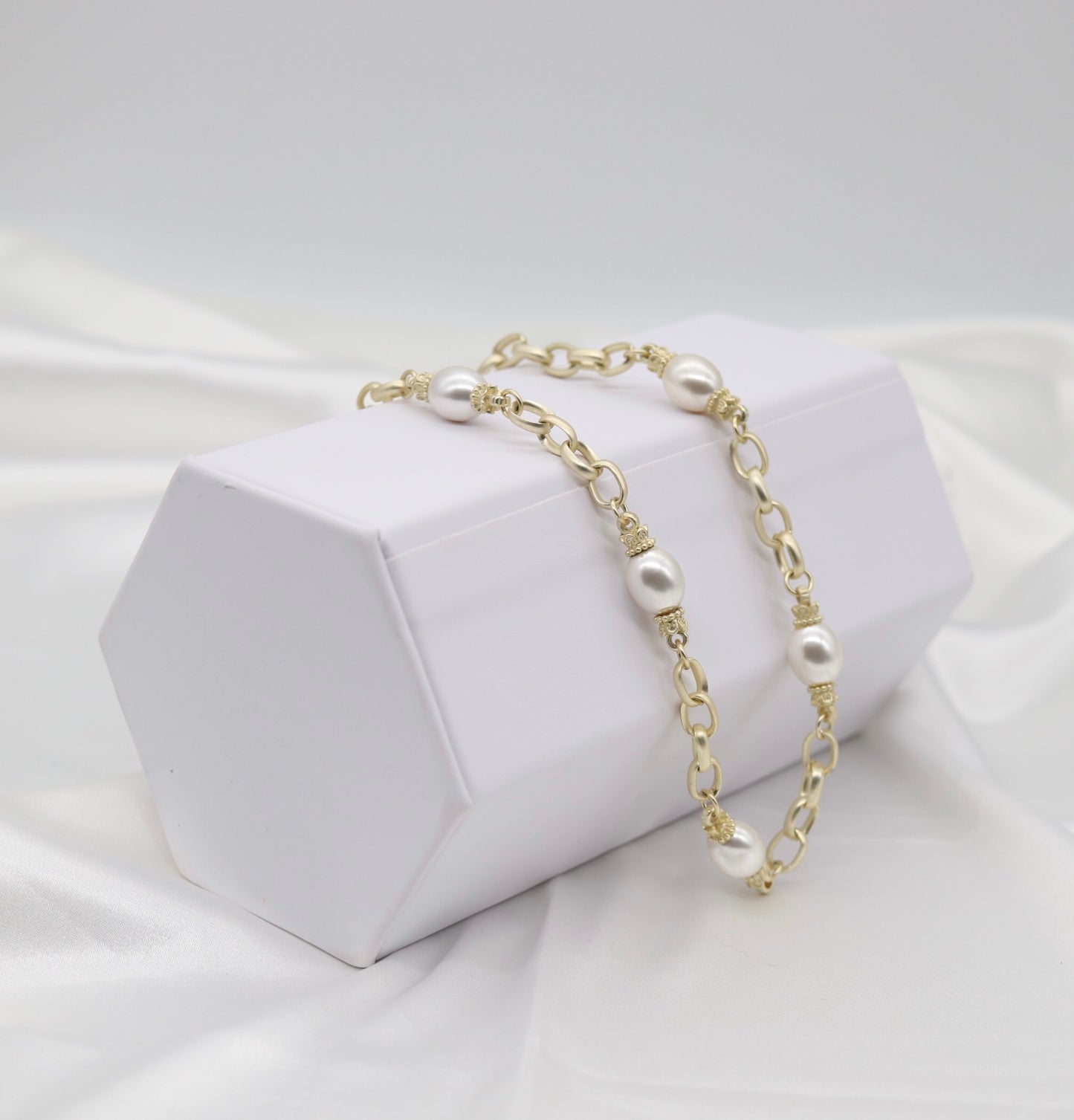 16 inch - Gold Matted Chain Necklace With Pearl Stations