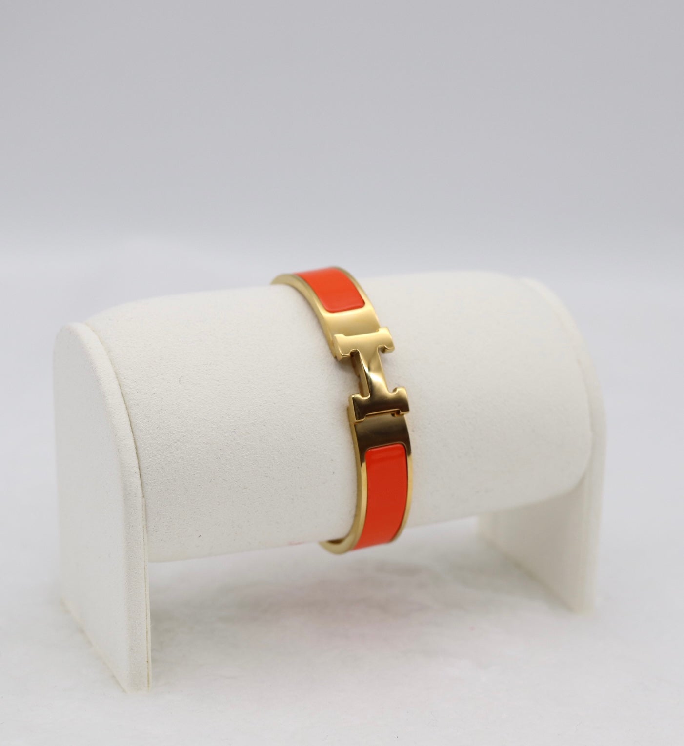 Fiery Orange Enamel “H” Bracelet – Gold Tone