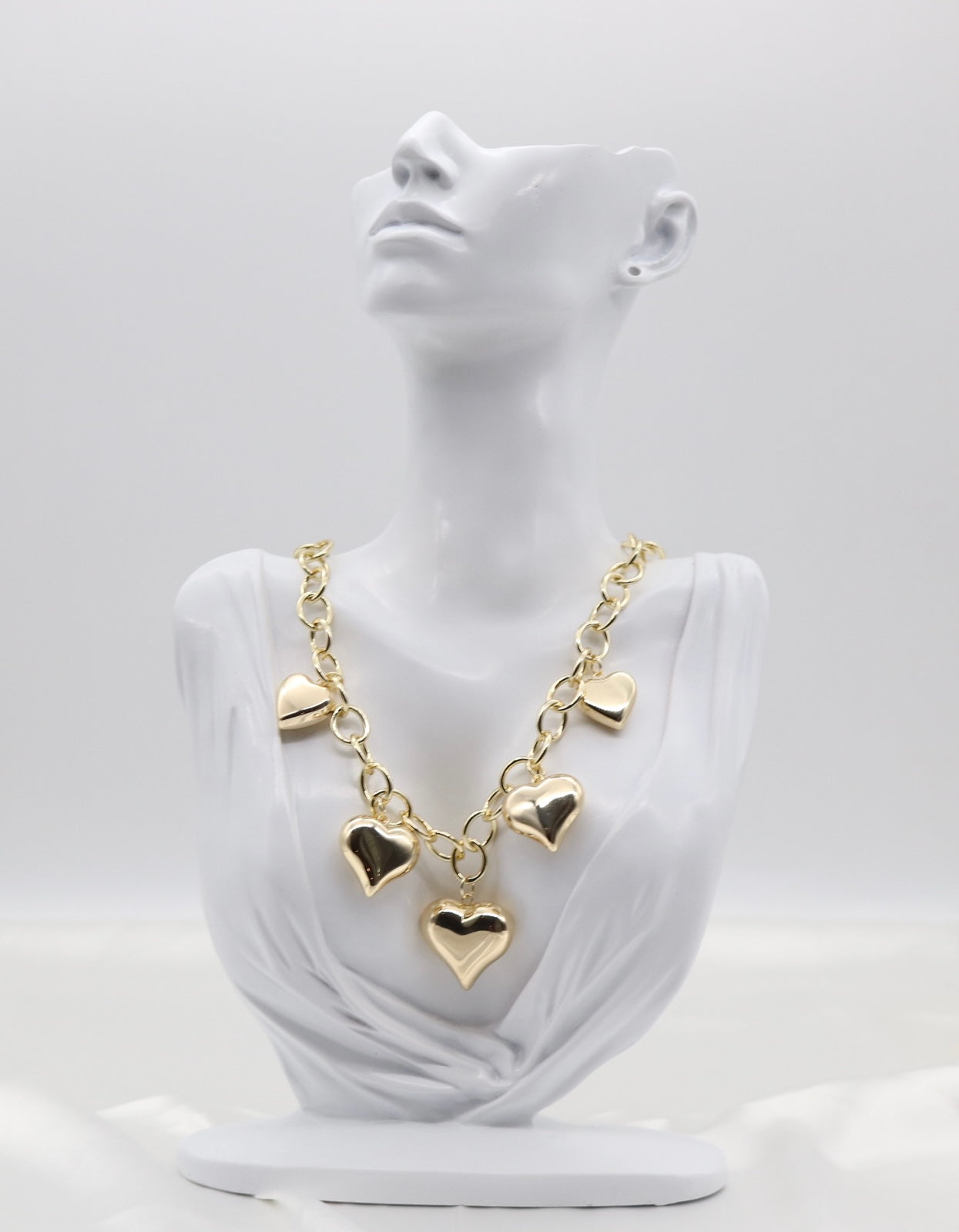 Dangling Heart Pendants Gold Necklace