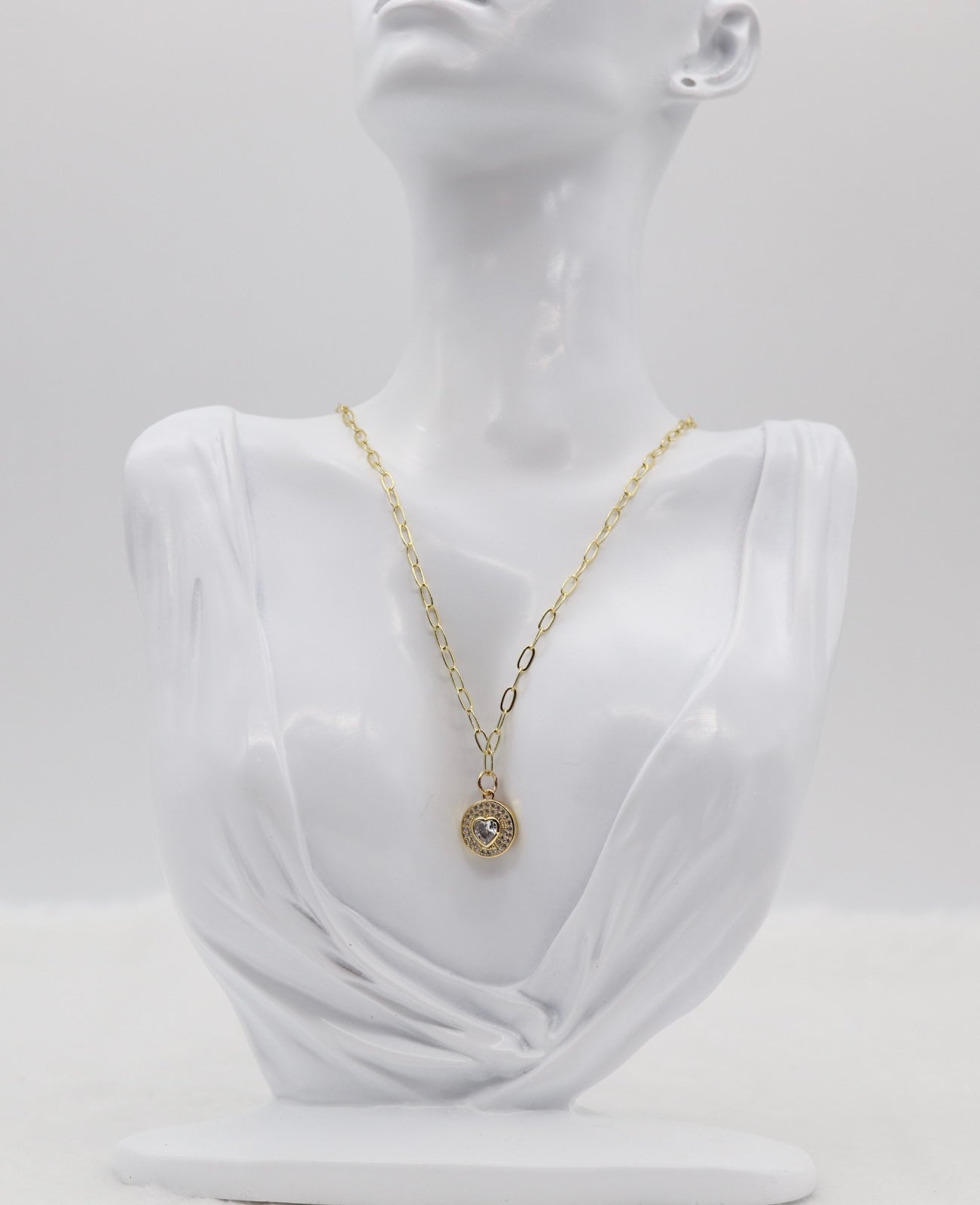 Gold Heart Medallion Necklace – Sparkling Crystal Round Pendant