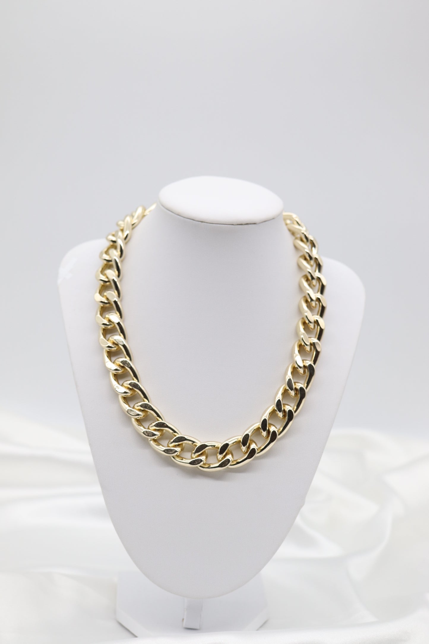 16 inch - Gold Chain Necklace