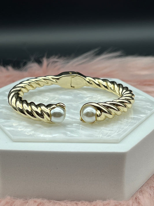 Pearl Gold Cable Cuff Bracelet
