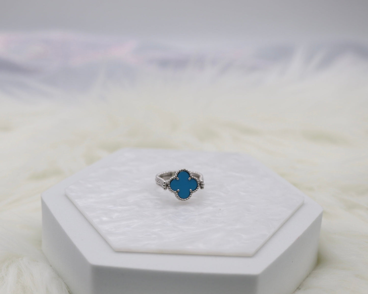 Light Blue Clover Silver Reversible Ring - Size 8