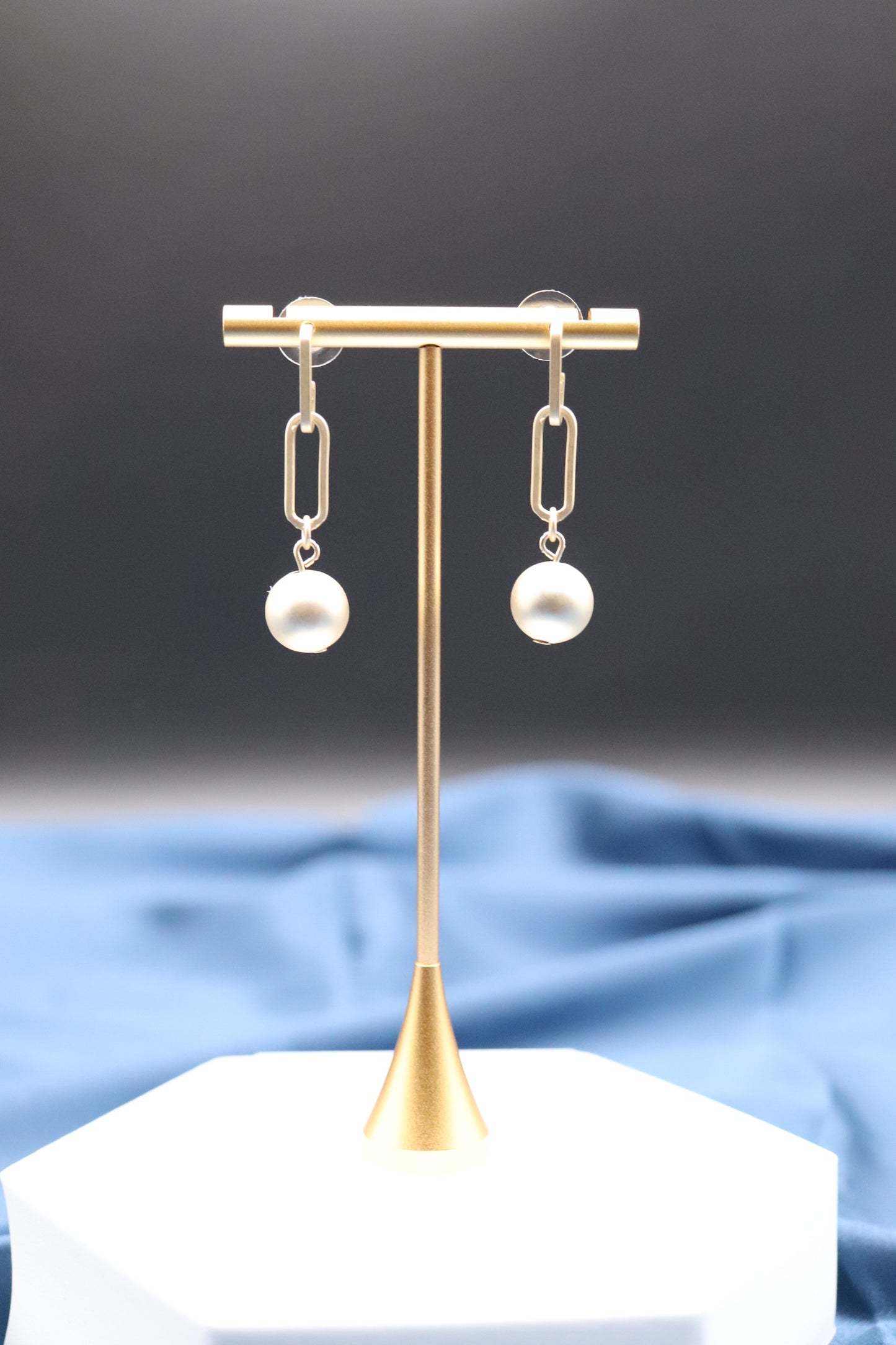 Matted Gold Paperclip Dangling Earrings