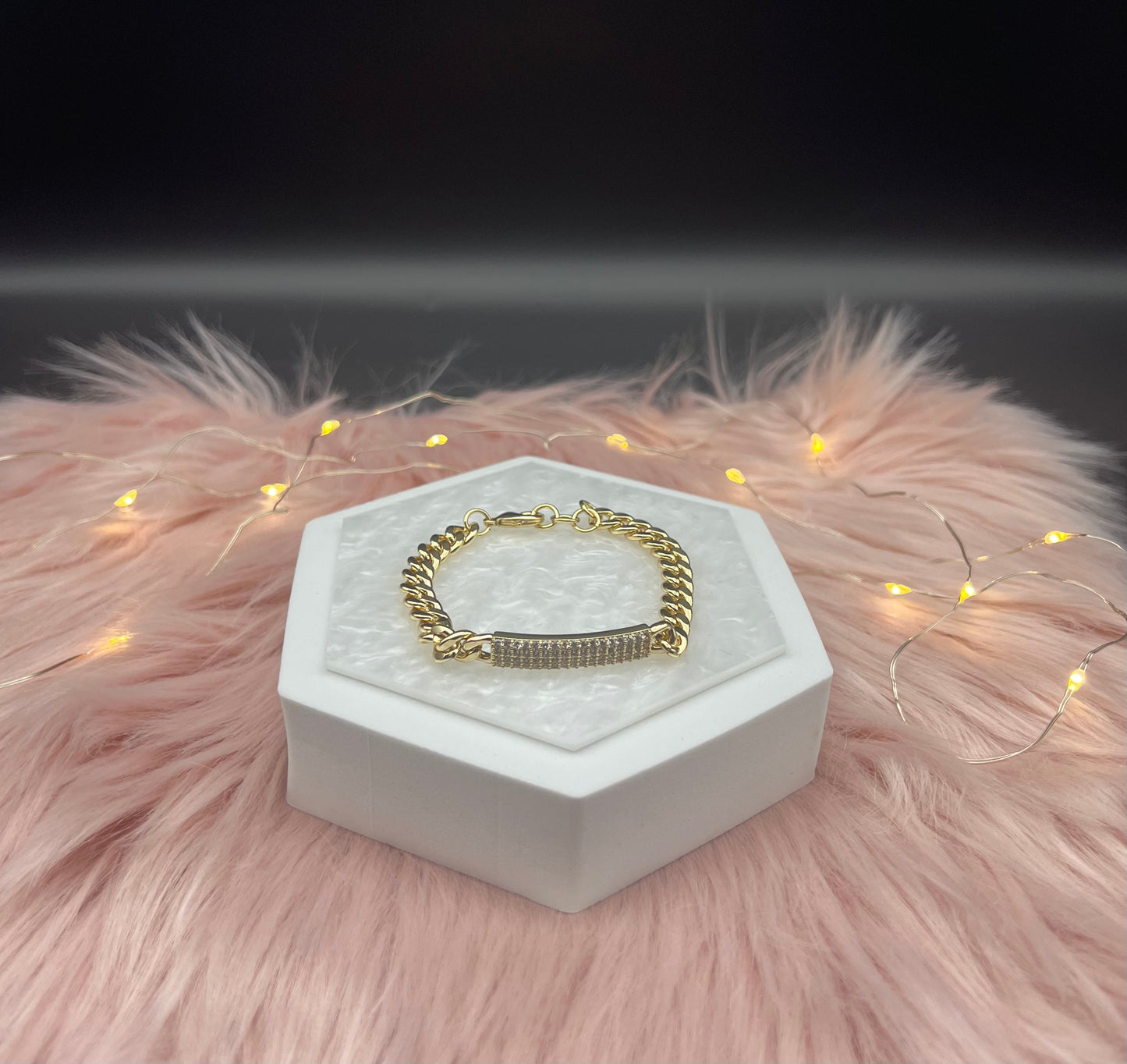 Small Gold Link With CZ Bar Bracelet