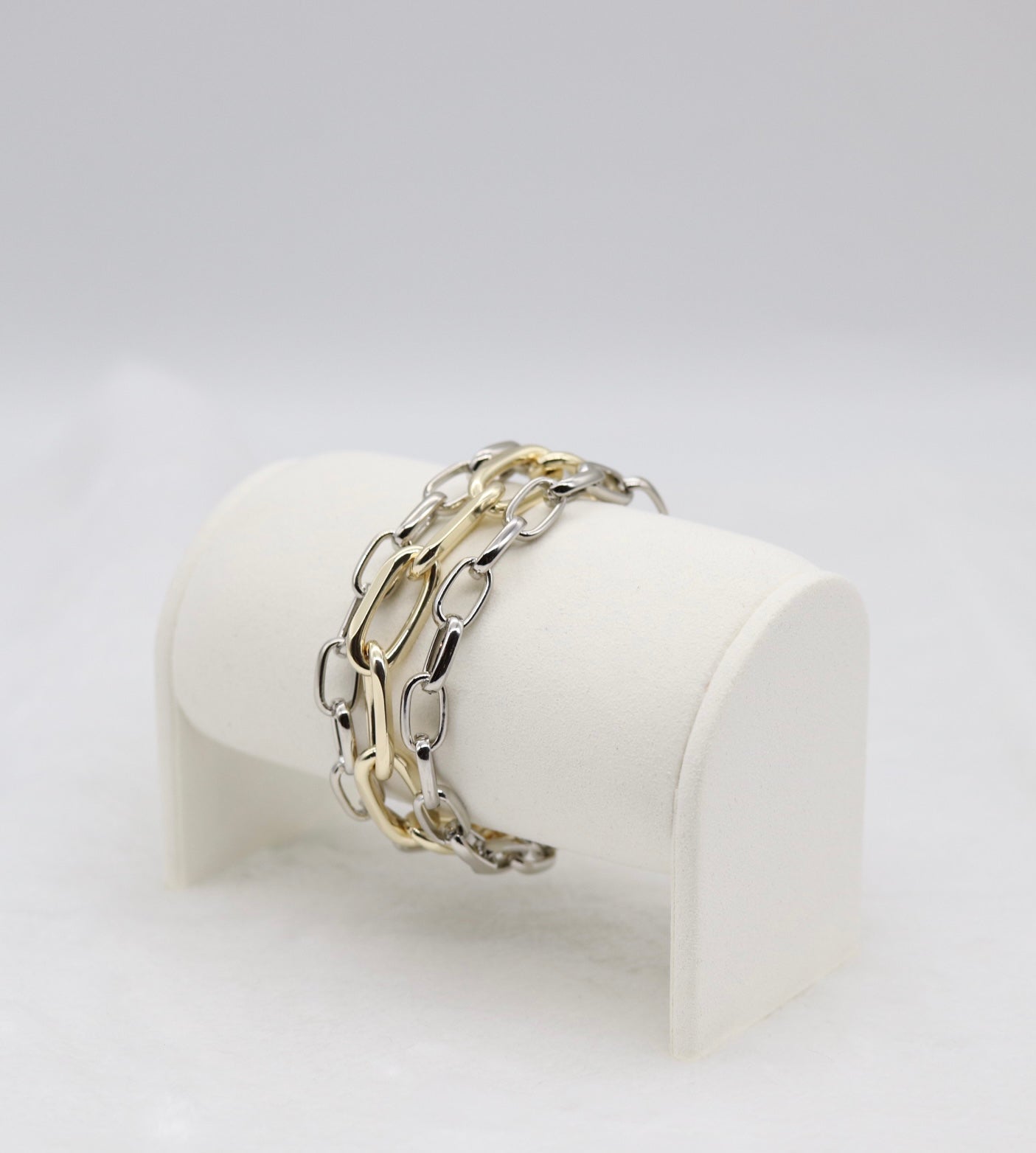 Chunky Two-Tone Chain Link Bracelet in Gold and Silver