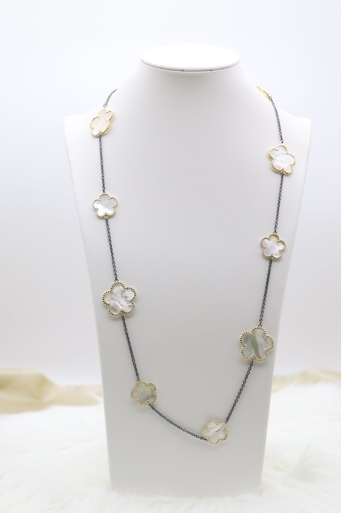 Mother of Pearl Five Leaf Flower Petal Pendant Necklace