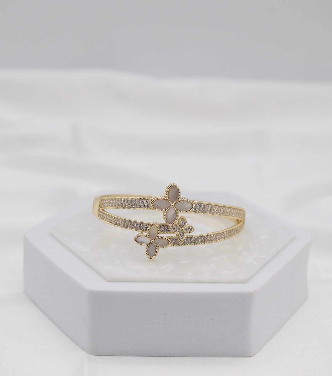 Gold Clover Pavé Double-Band Bangle Bracelet