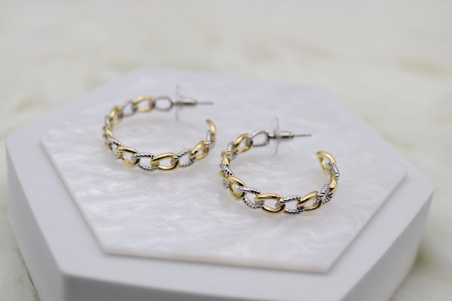 Gold Rope Chain Link Hoop Earrings