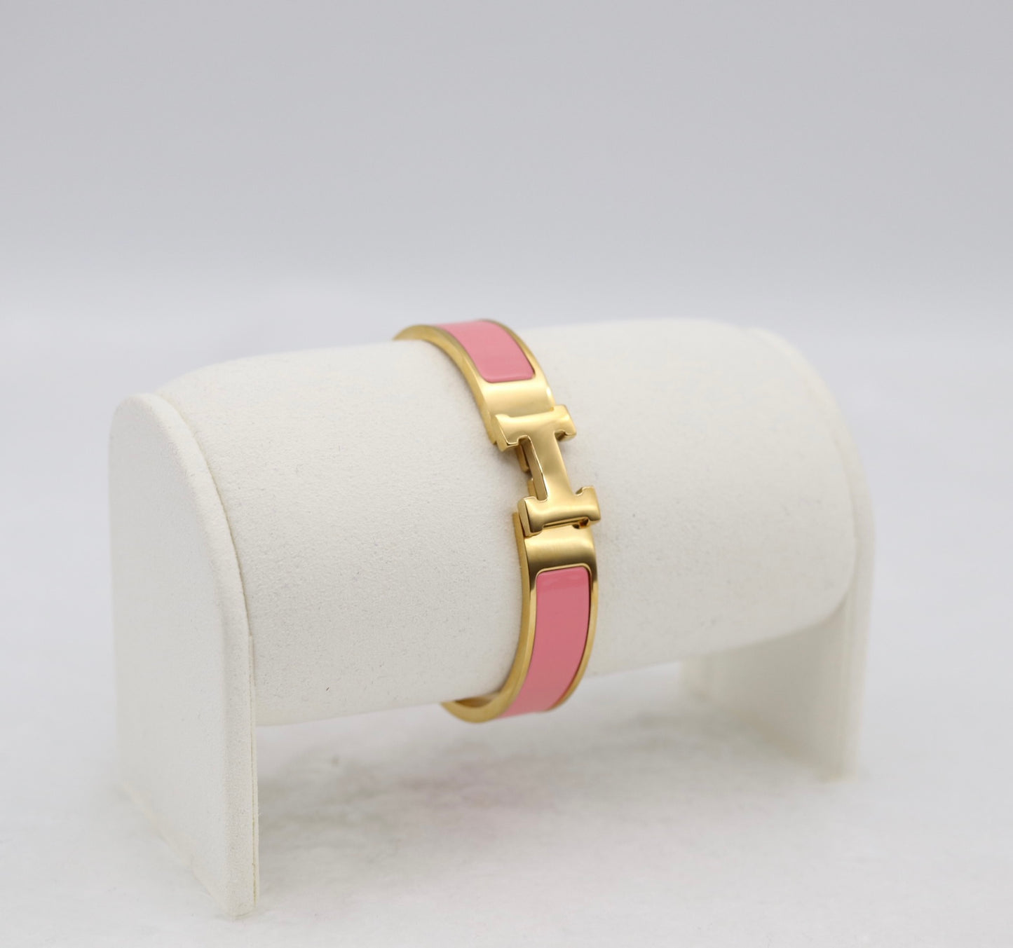 Blush Pink Enamel “H” Bracelet – Gold Tone