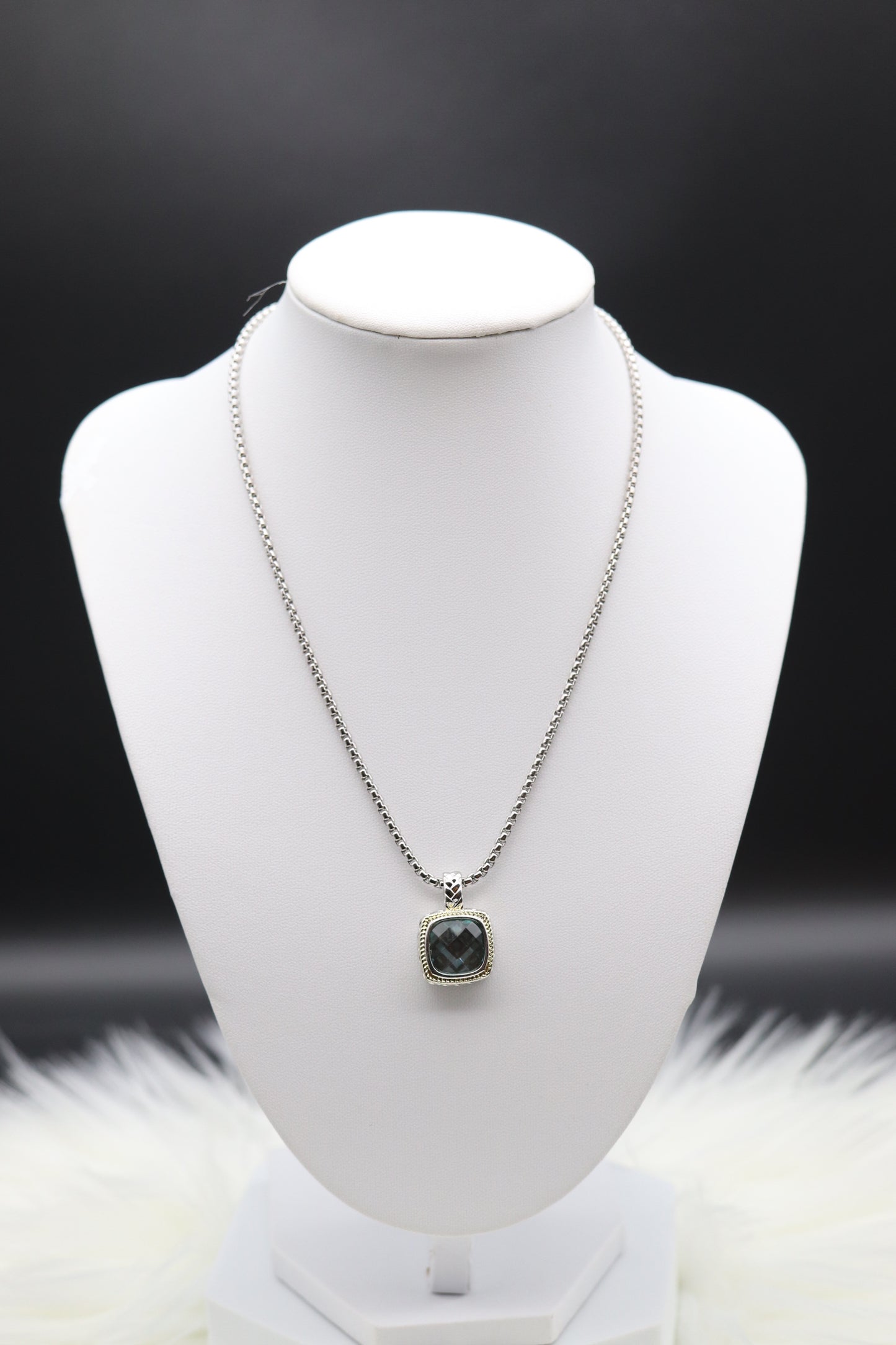 Silver Necklace with Smoky Square Pendant