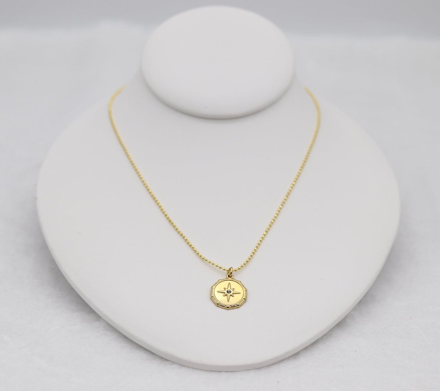 Gold Compass Star Necklace – Dainty North Star Pendant