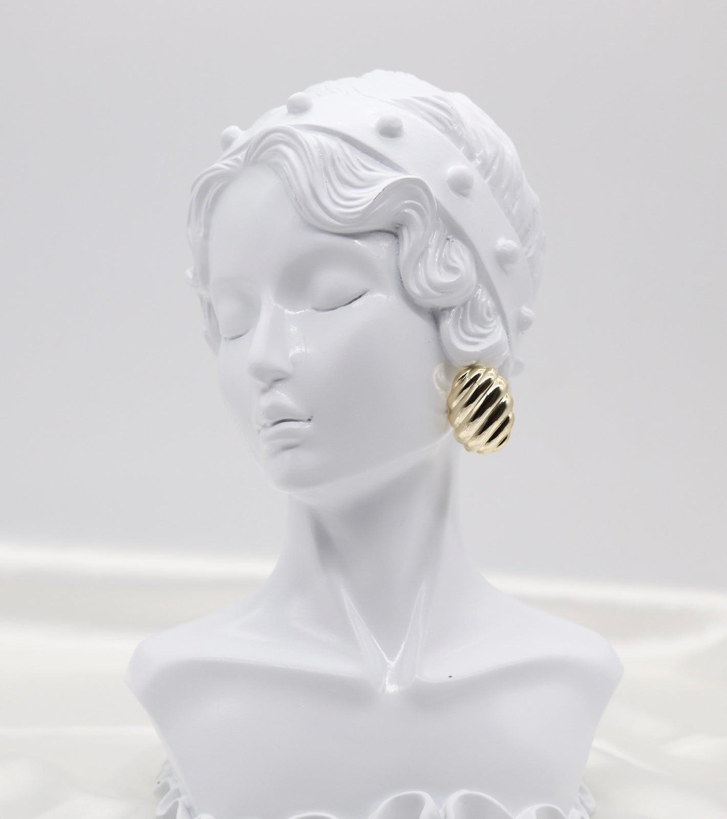 Shell Gold Earrings