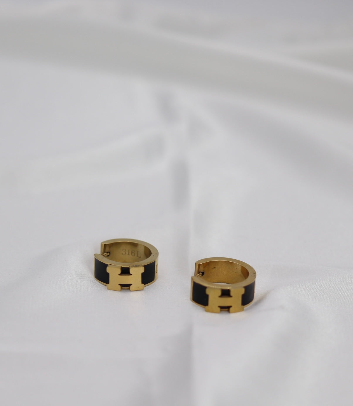 Black Enamel Gold Huggie Hoop Earrings – Sleek Modern Mini Hoops