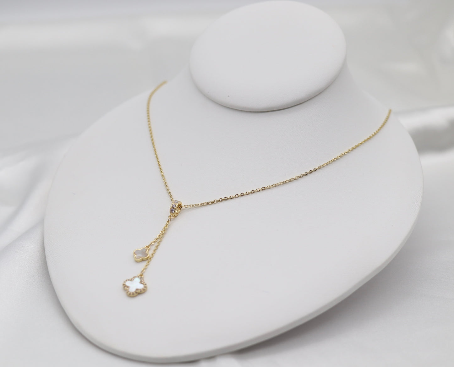 Dainty Dangling Clover Pendants Gold Necklace