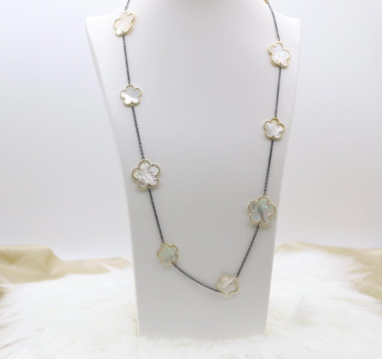 Mother of Pearl Five Leaf Flower Petal Pendant Necklace