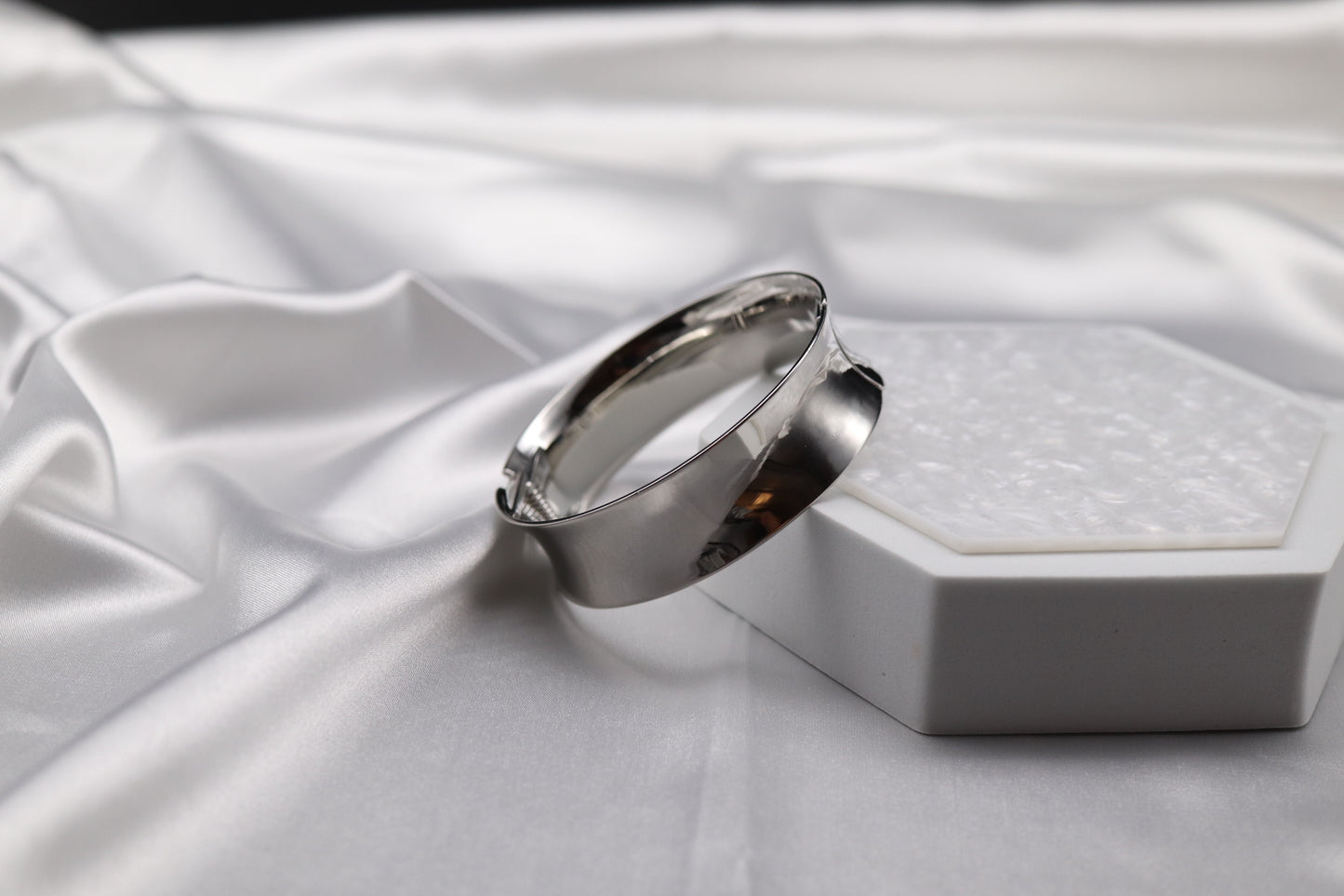 Silver Hinge Bracelet