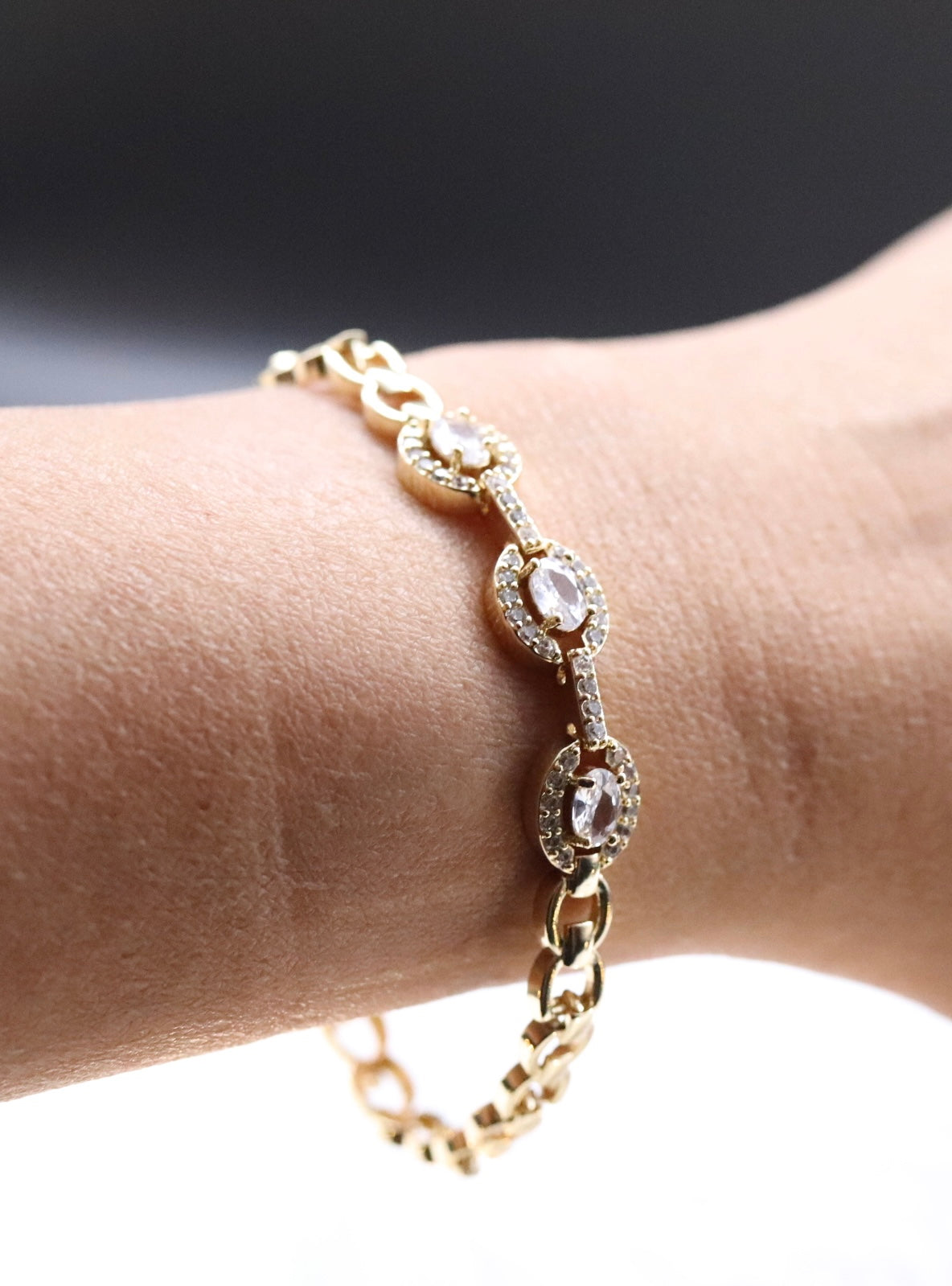 Dazzling Crystal Clear Gemstones Stationed Tennis Bracelet