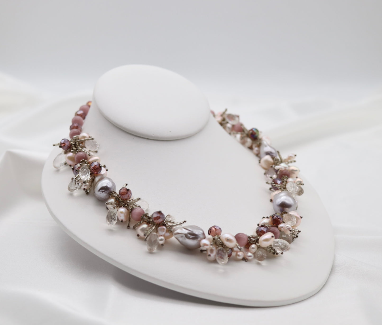 Faceted Violet Crystals With Light Violet Pearls Necklace