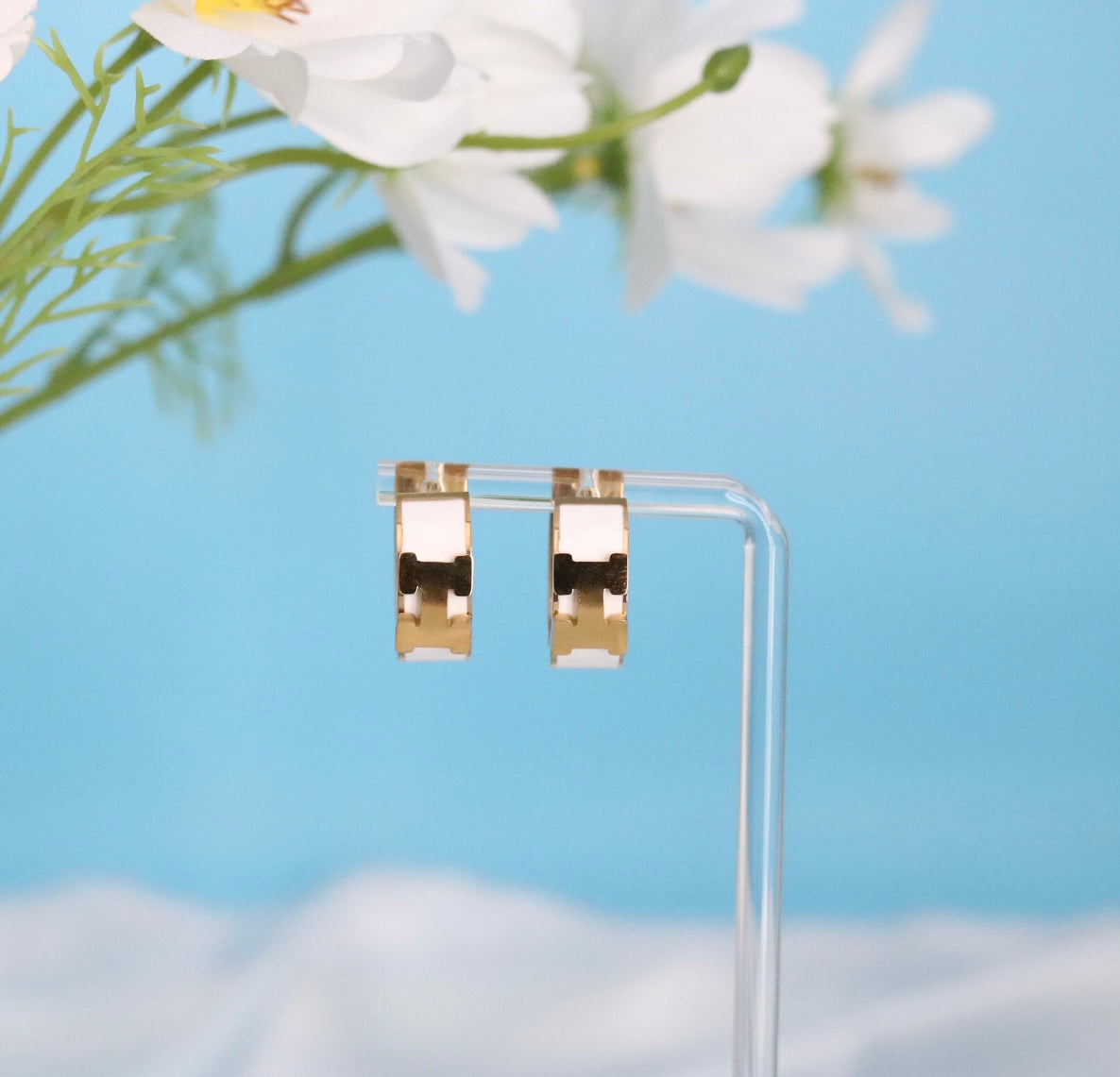 White Luxury Earrings