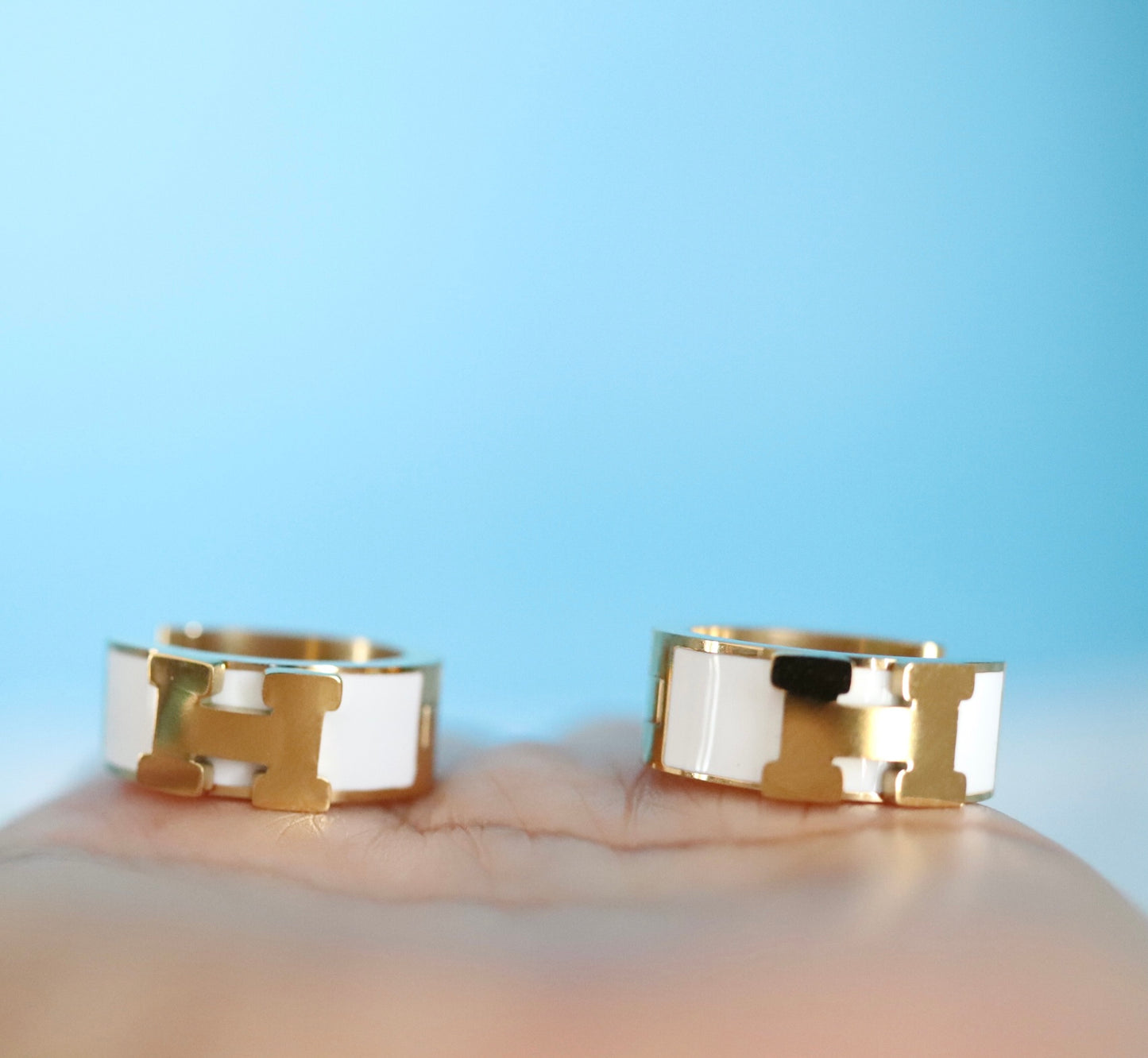 White Luxury Earrings