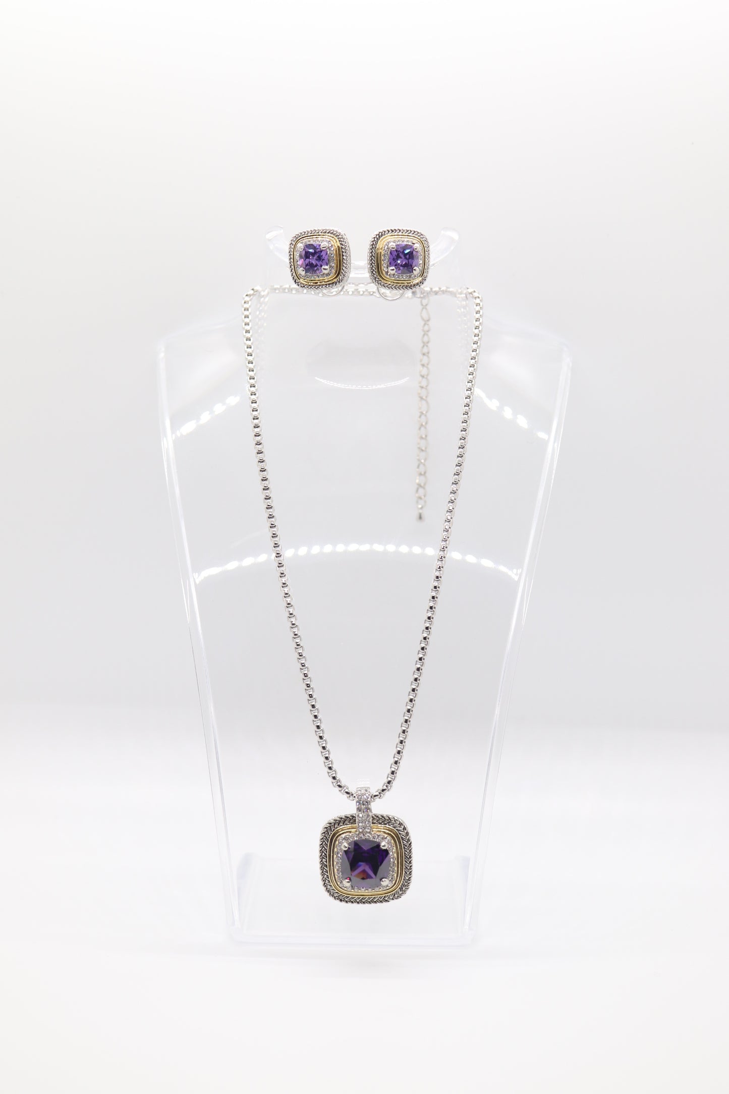Stunning Purple Silver Necklace and Matching Earrings