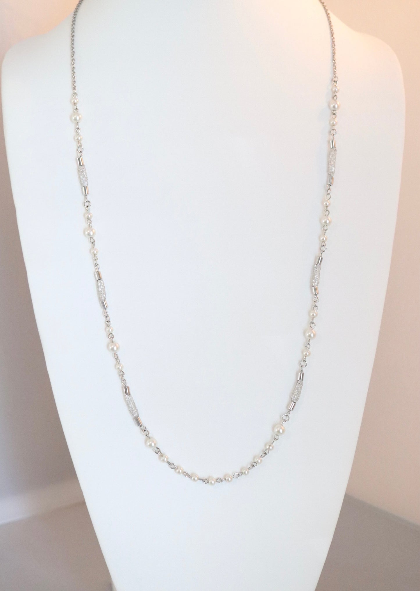 Classic Silver and Pearl Necklace