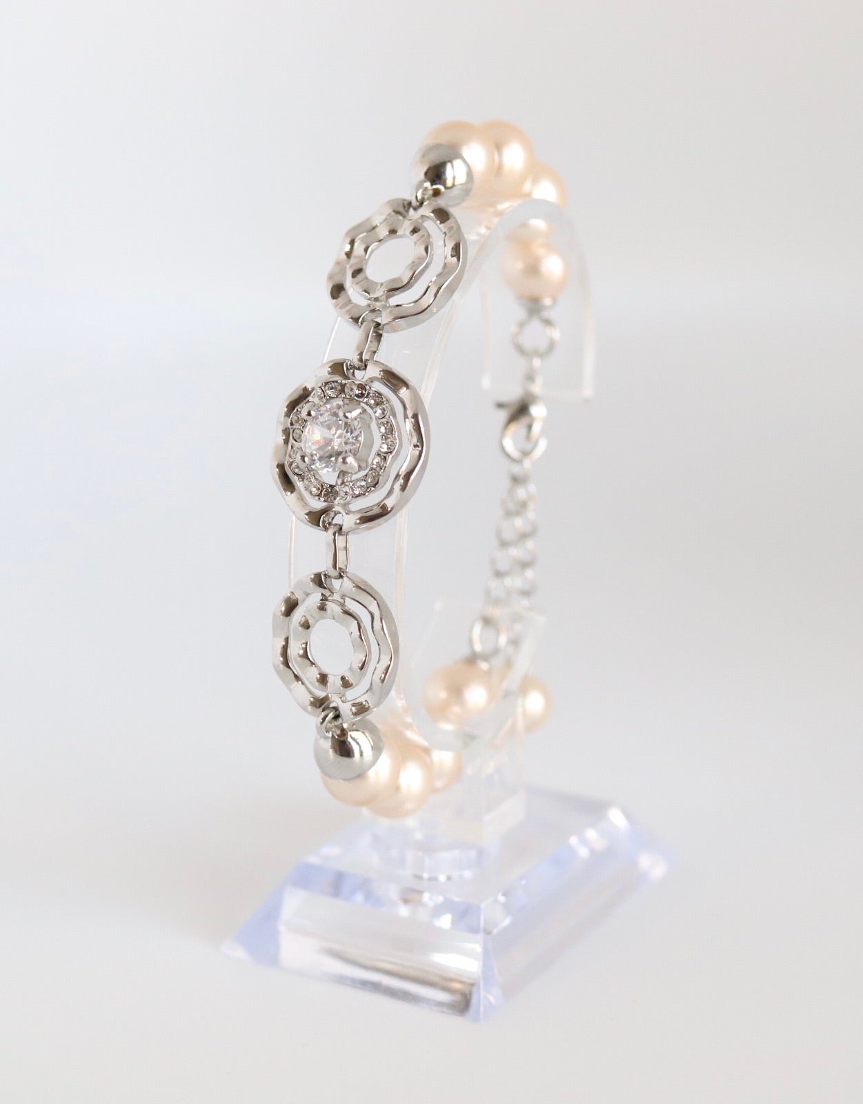 Pearl Bracelet with Silver and CZ Circles