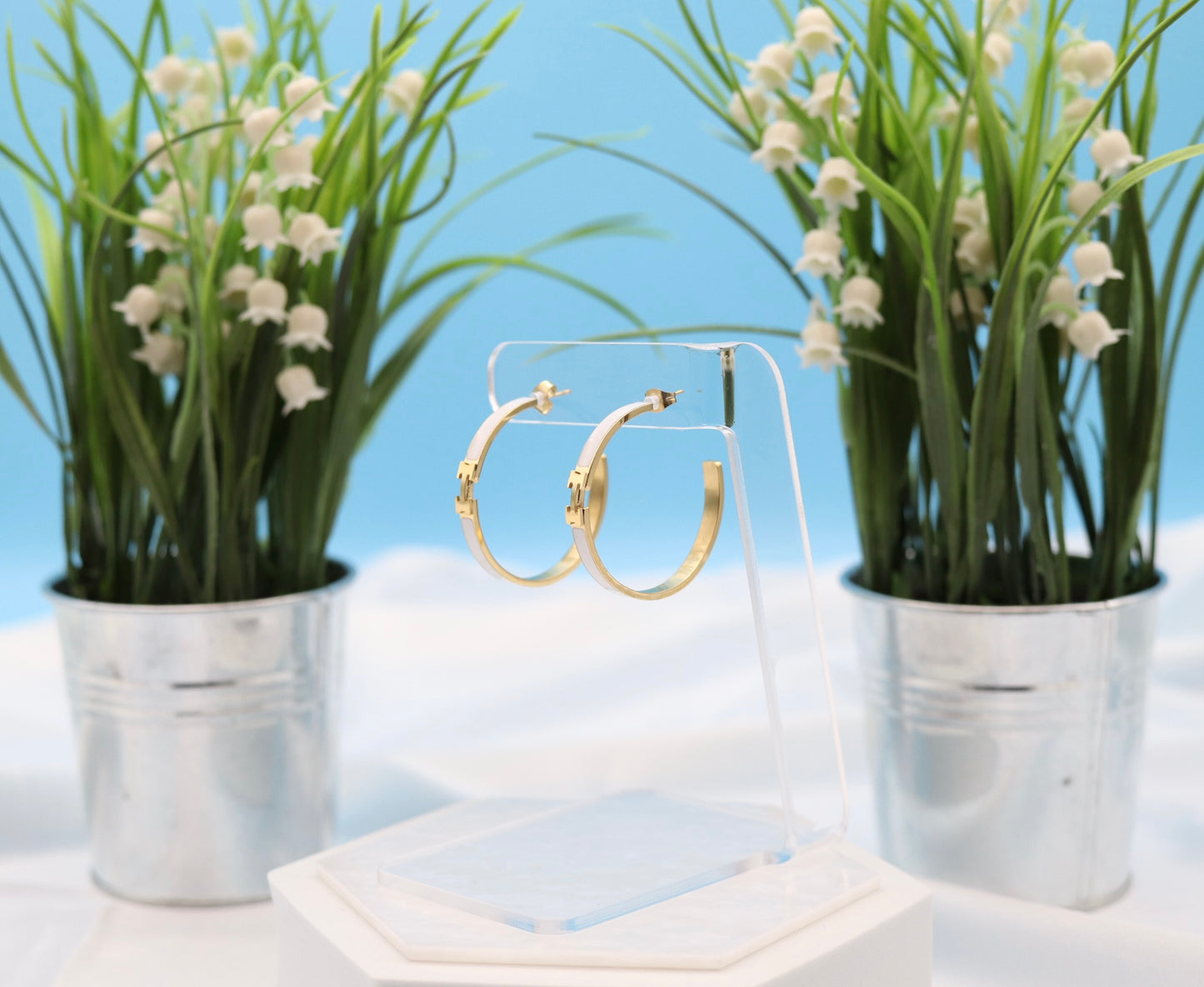 White Luxury Gold Hoop Earrings