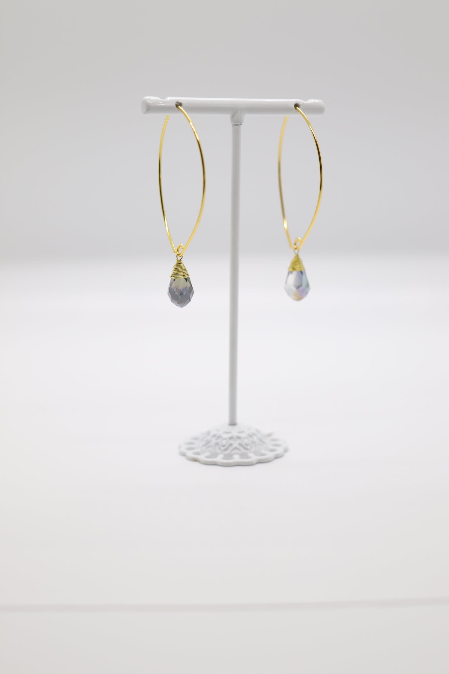 Slip-through Ear Wire w/Light Amethyst Briollette Dangling Earring