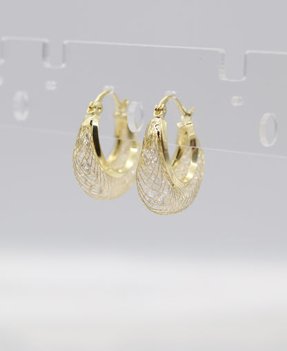 Textured Diamond-Cut Gold Hoop Earrings