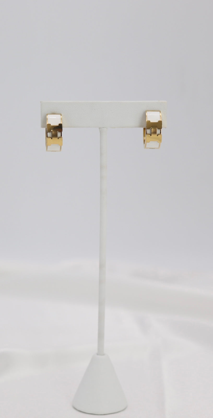 White Enamel Gold Huggie Hoop Earrings – Classic Modern Mini Hoops