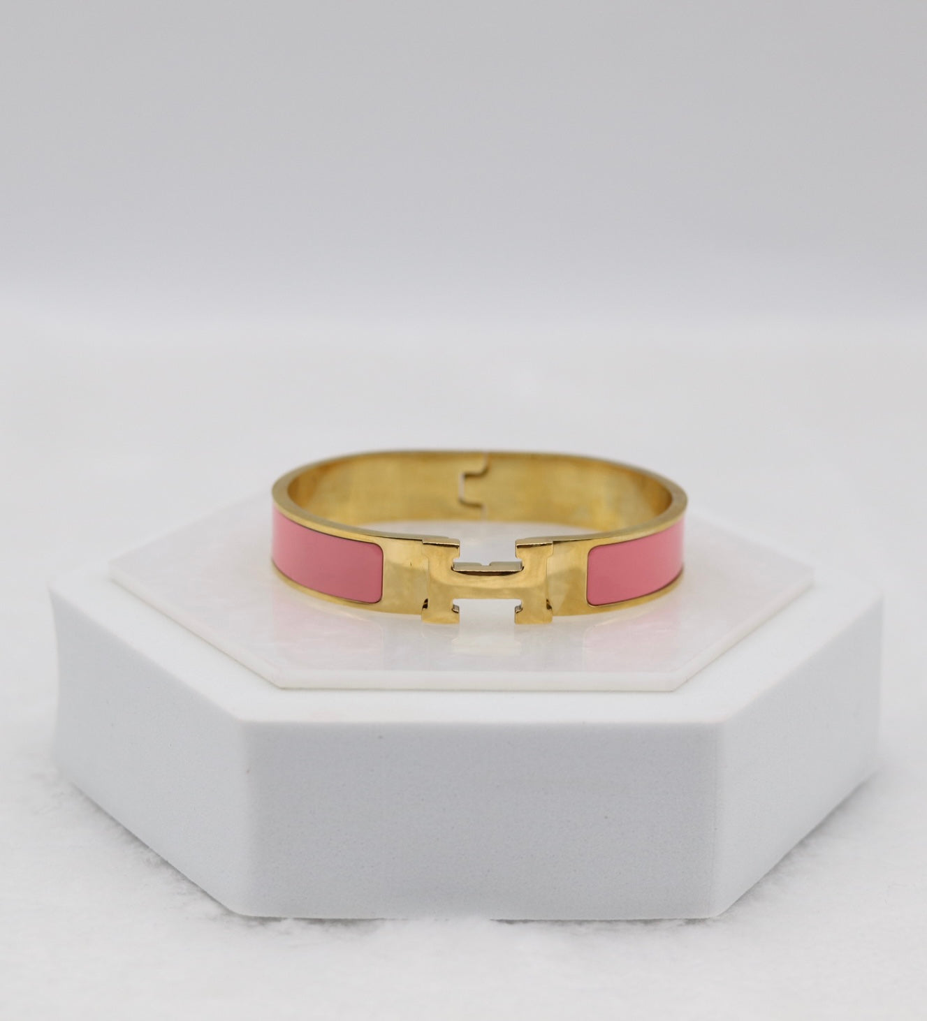 Blush Pink Enamel “H” Bracelet – Gold Tone