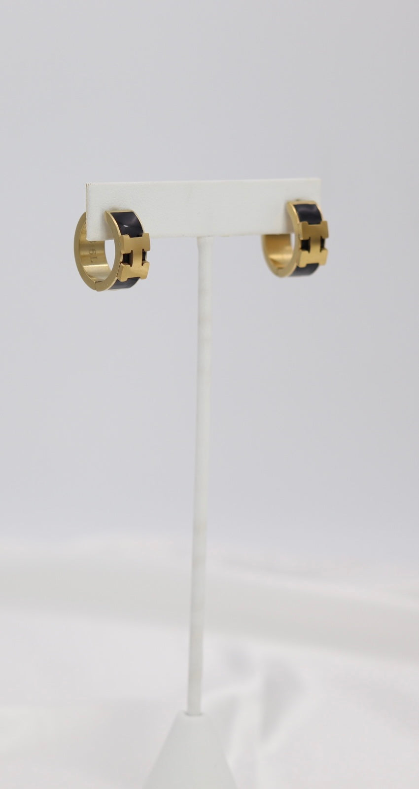 Black Enamel Gold Huggie Hoop Earrings – Sleek Modern Mini Hoops