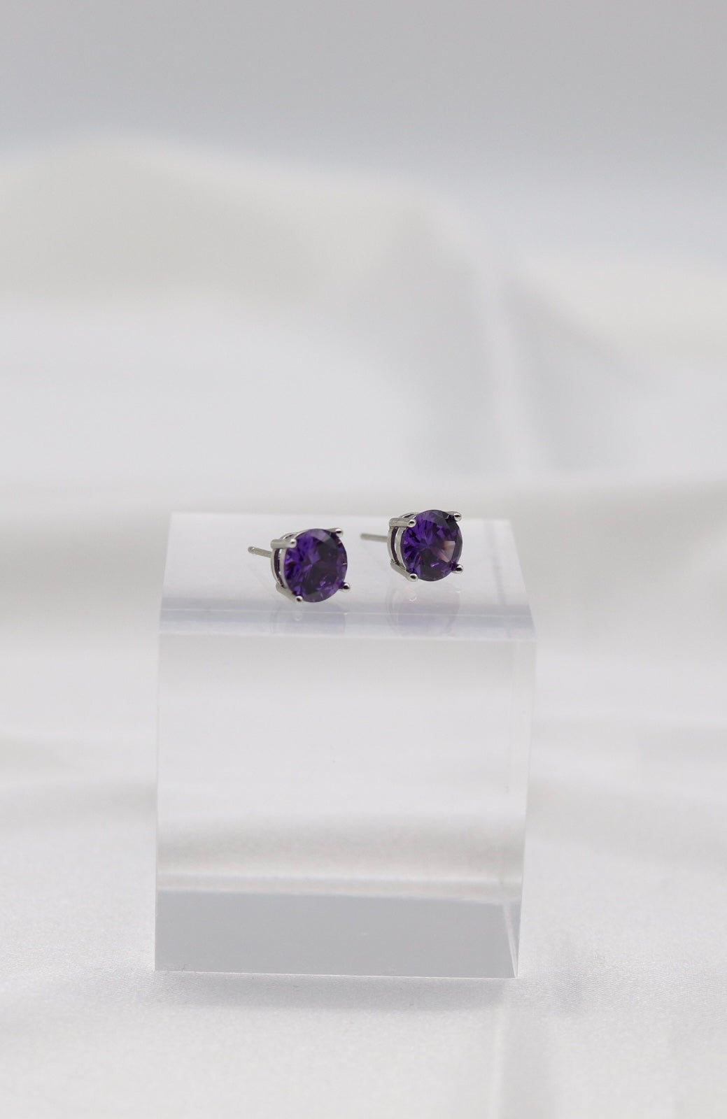 Royal Purple Crystal Stud Earrings – Classic Round Solitaire Studs