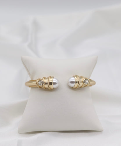 Classic Pearl and Gold Cuff Bracelet
