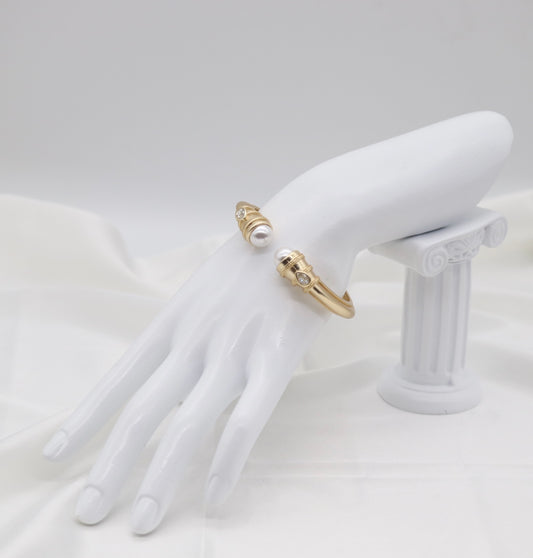 Classic Pearl and Gold Cuff Bracelet