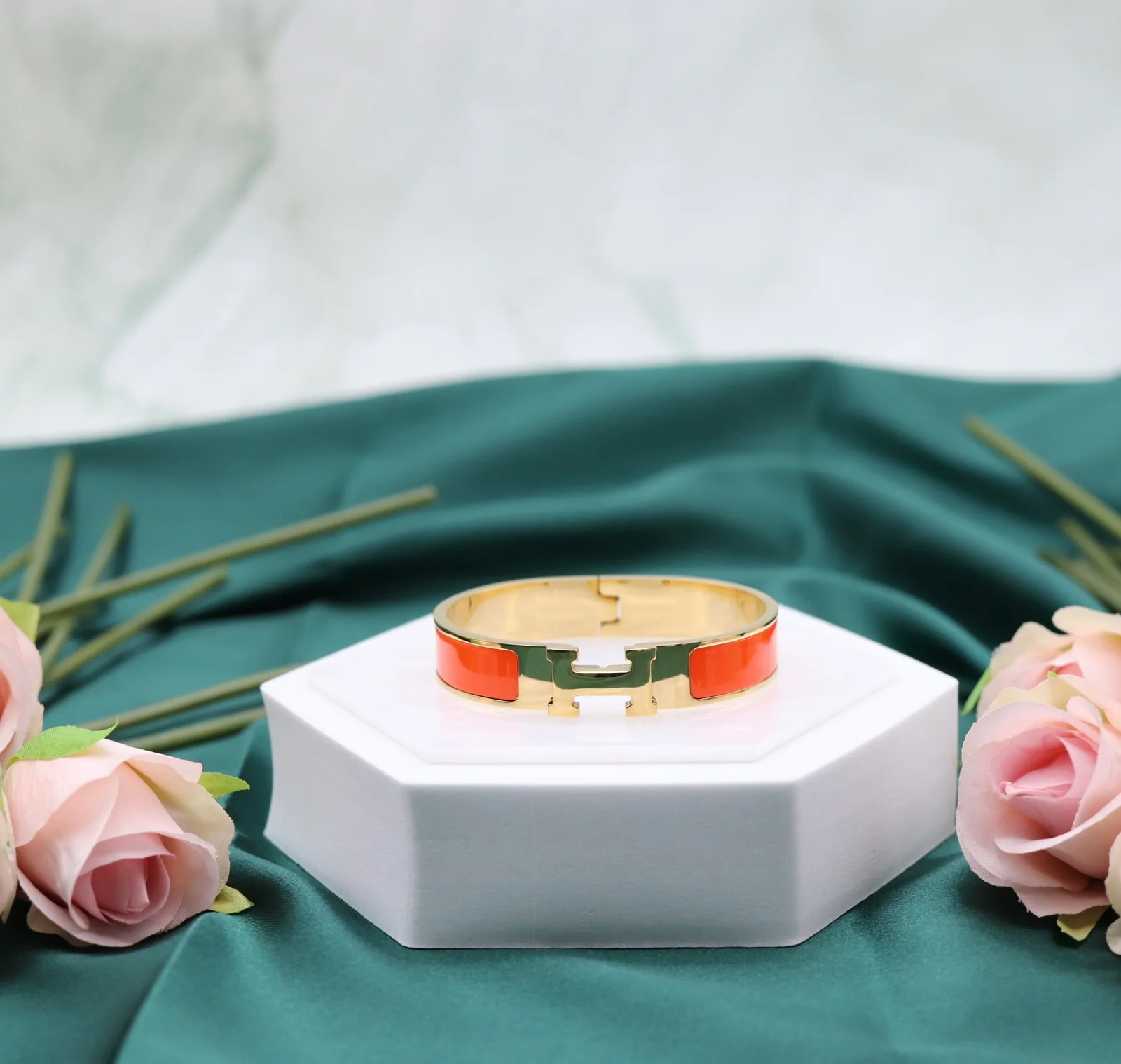 Medium Orange Luxury Gold Bangle Bracelet