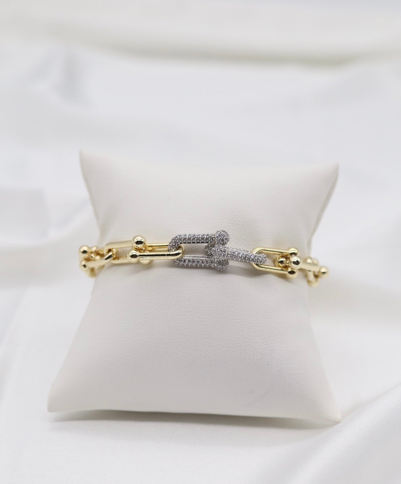 Gold Pavé Link Chain Bracelet
