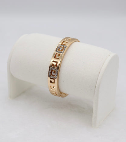 Gold Geometric Square Bangle Bracelet with Sparkling Accents – Elegant Modern Jewelry for Women