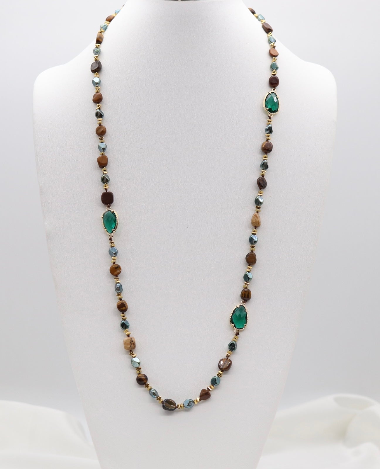 Emerald Glow Beaded Necklace