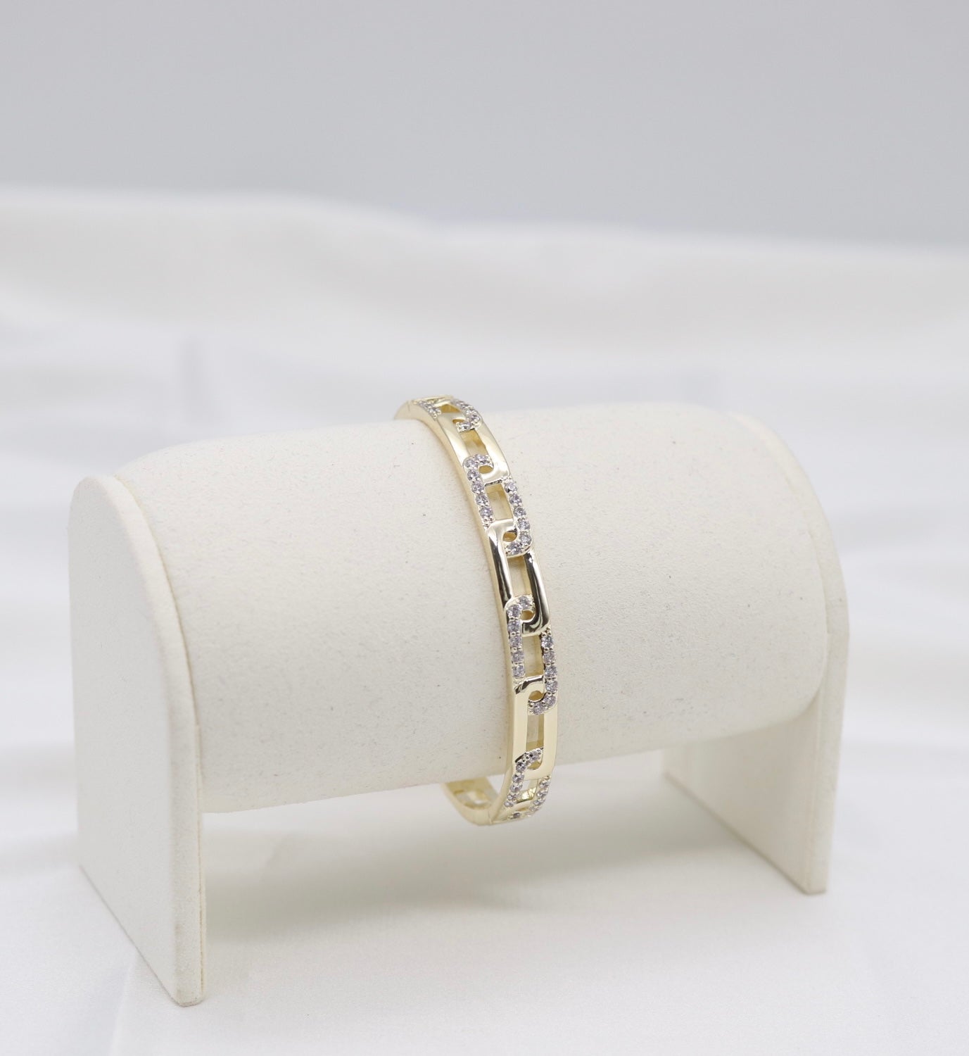 Gold Pavé Link Bangle Bracelet