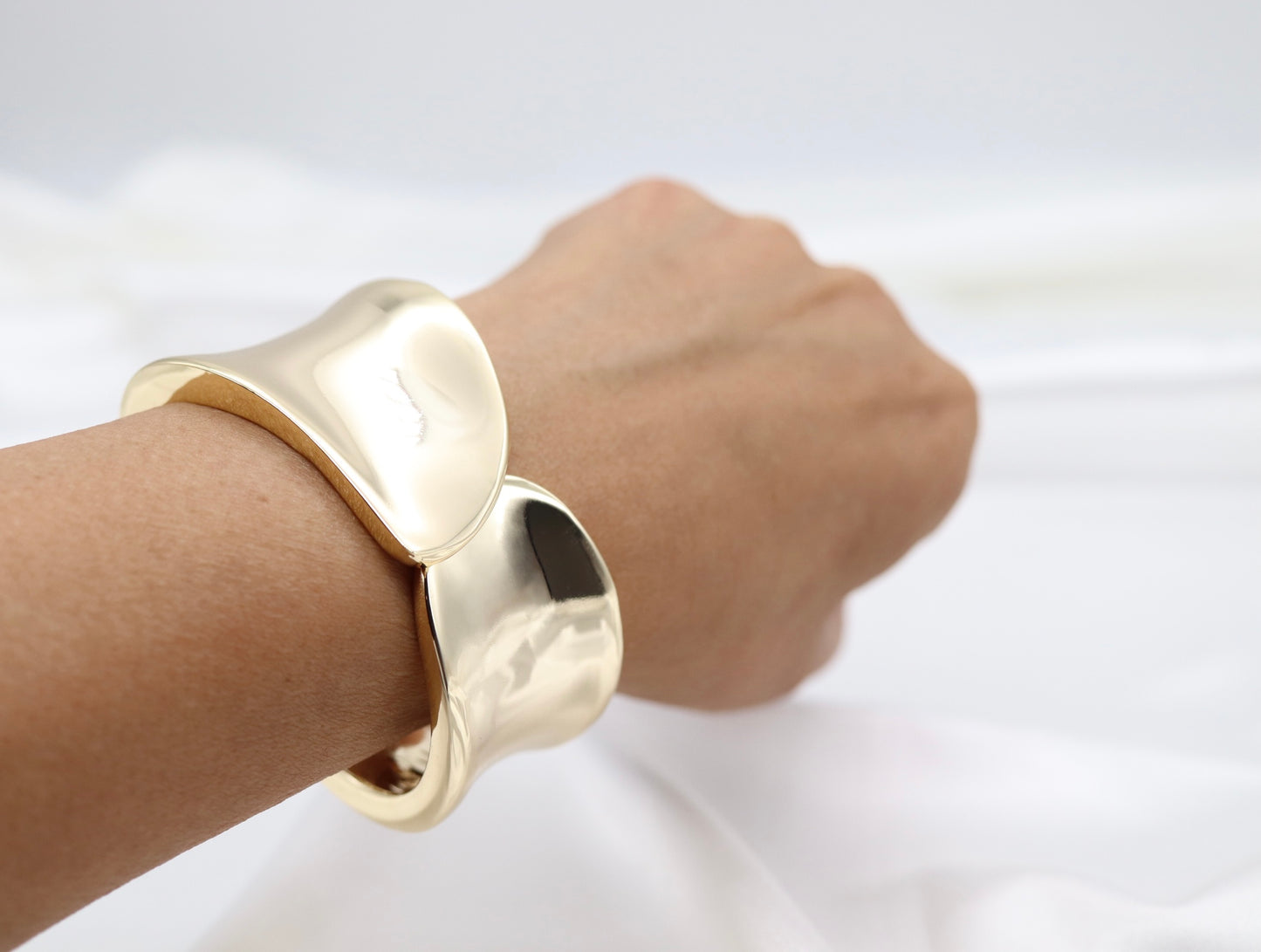 Chunky Gold Cuff Hinged Bracelet