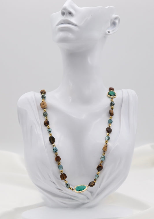 Emerald Glow Beaded Necklace