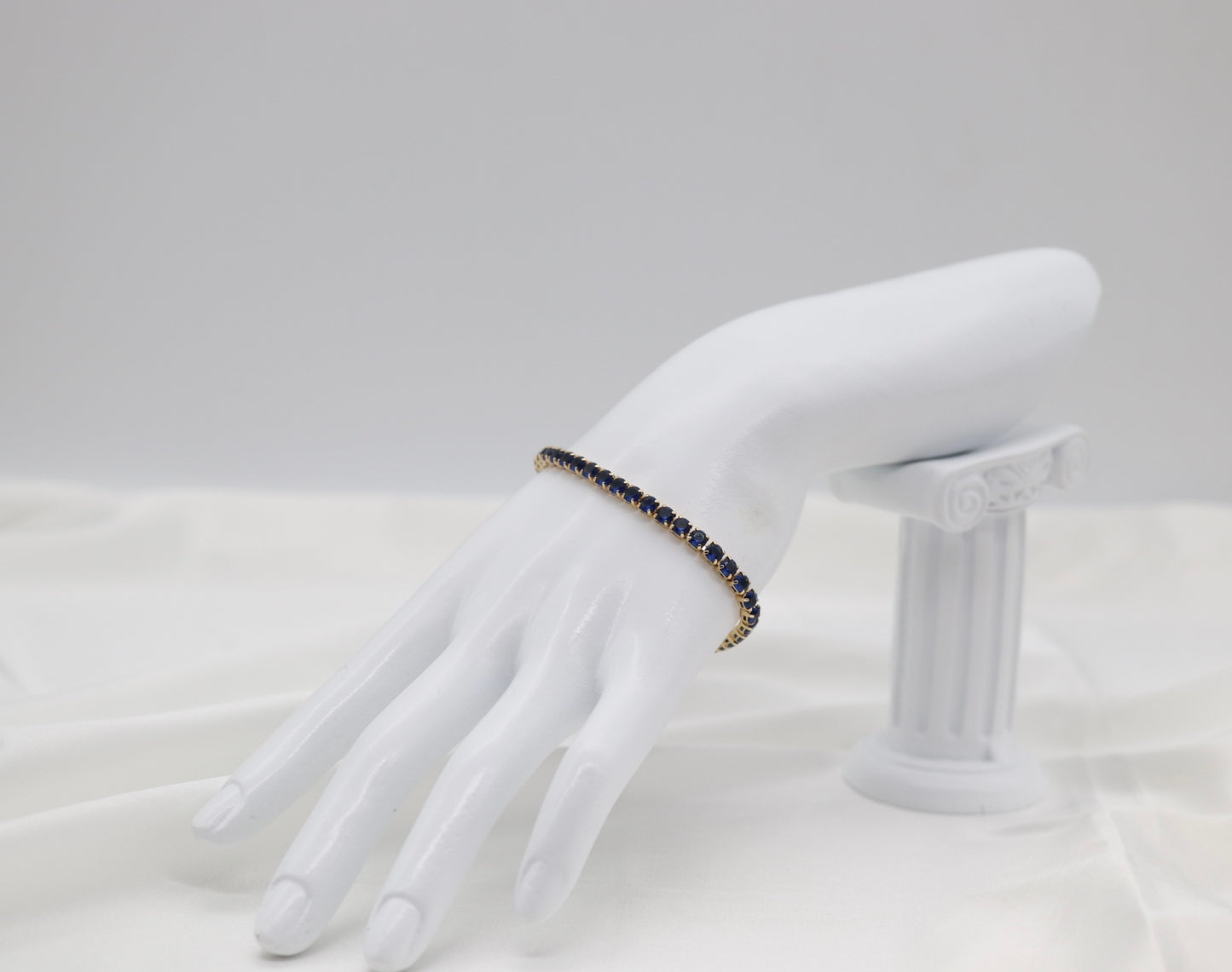 Noir Sapphire Tennis Bracelet